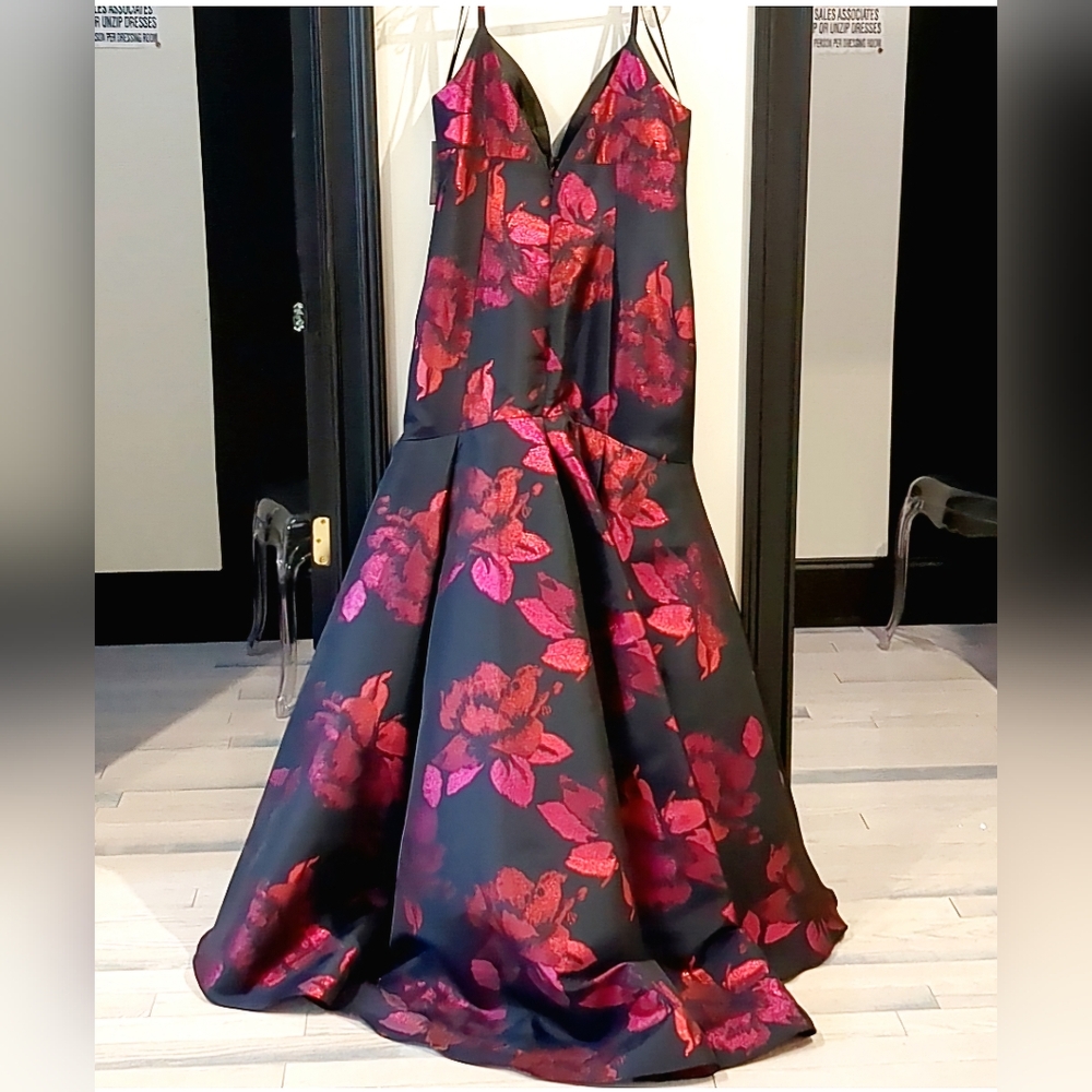 Ashley Lauren Ball Gown size 18 - Picture 3 of 4
